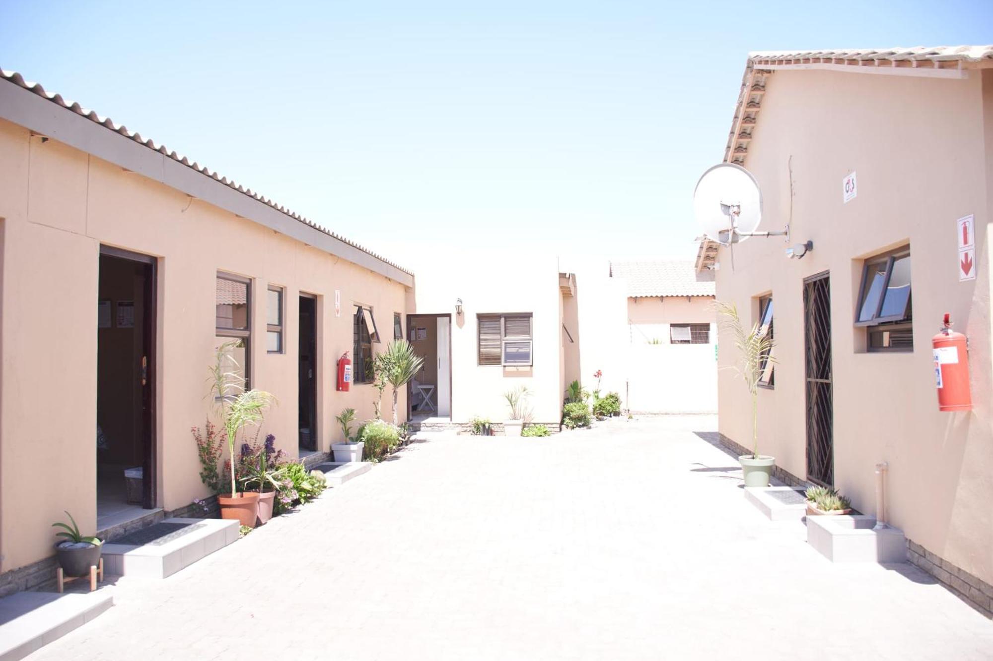 Josef Self Catering Apartment Swakopmund Exterior photo